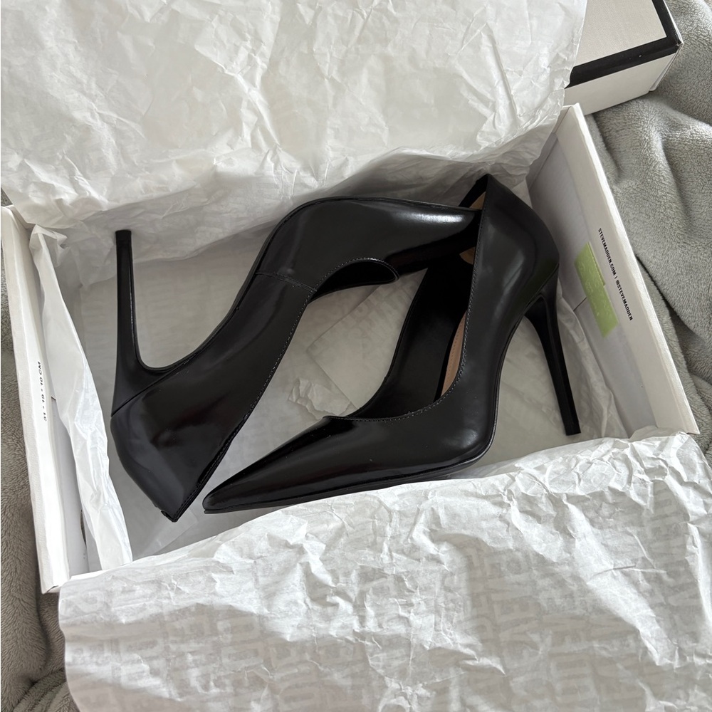 Steve Madden noir black leather heels